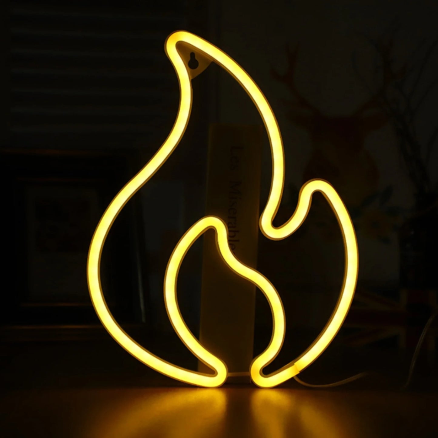 lampe néon murale flamme jaune