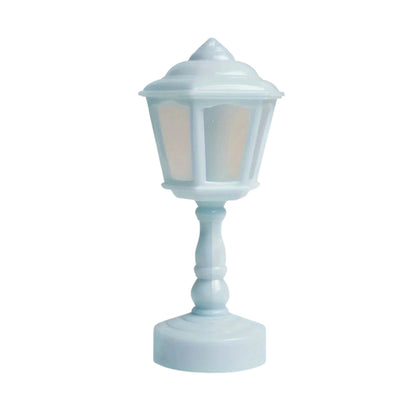 petite lampe de table lampadaire fond blanc 2